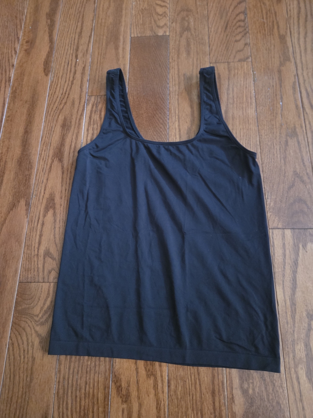 Alo Yoga Black Women's Scoop Neck Tank Top